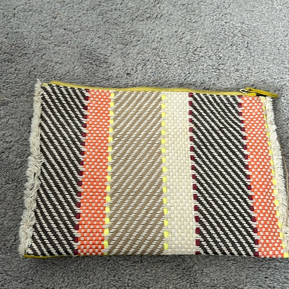 Clutch - Picture 1 of 3